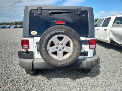 Zdjęcie 6 z 12 samochodu: 2014 JEEP WRANGLER UNLIMITED SPORT VIN:1C4BJWDG4EL249939 - miniatura