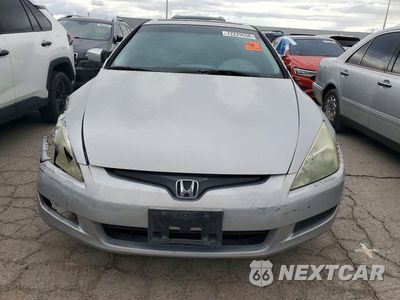 Piąte zdjęcie samochodu w środku: 2004 HONDA ACCORD EX VIN:1HGCM72674A003541 - miniatura