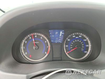 Zdjęcie 9 z 12 samochodu: 2014 HYUNDAI ACCENT GLS VIN:KMHCT4AE5EU711548 - miniatura