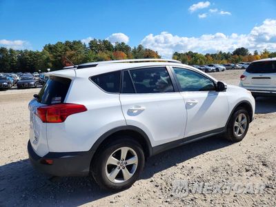 Trzecie zdjęcie samochodu z tyłu: 2015 TOYOTA RAV4 XLE VIN:2T3RFREV4FW256225 - miniatura