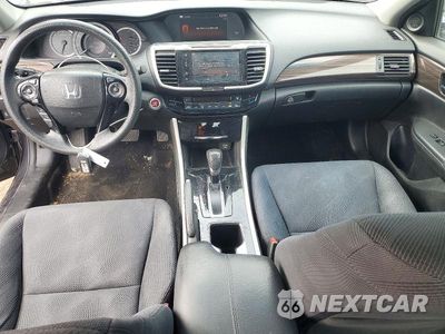 Zdjęcie 8 z 12 samochodu: 2017 HONDA ACCORD EX VIN:1HGCR2F7XHA132628 - miniatura