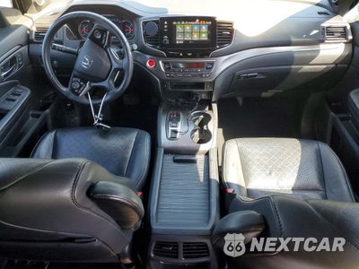 Zdjęcie 8 z 13 samochodu: 2021 HONDA PASSPORT EXL VIN:5FNYF7H55MB004885 - miniatura
