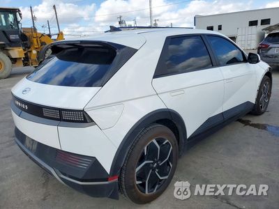 Trzecie zdjęcie samochodu z tyłu: 2022 HYUNDAI IONIQ 5 SE VIN:KM8KM4AE4NU068053 - miniatura