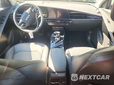 Zdjęcie 8 z 14 samochodu: 2025 KIA NIRO EX VIN:KNDCR3LE1S5222323 - miniatura