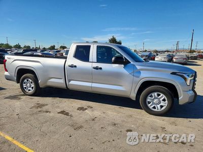 Czwarte zdjęcie samochodu z boku: 2026 TOYOTA TUNDRA DOUBLE CAB SR VIN:5TFKB5CD3TX002531 - miniatura