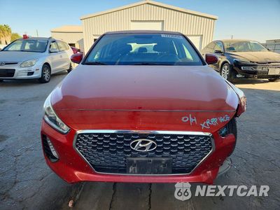 Piąte zdjęcie samochodu w środku: 2019 HYUNDAI ELANTRA GT BASE VIN:KMHH35LE8KU098765 - miniatura