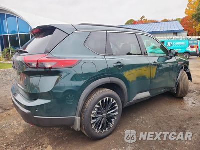 Trzecie zdjęcie samochodu z tyłu: 2026 NISSAN ROGUE DARK ARMOR VIN:5N1BT3BB7TC800079 - miniatura