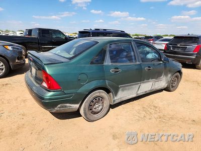 Trzecie zdjęcie samochodu z tyłu: 2001 FORD FOCUS LX VIN:1FAFP33P81W296096 - miniatura