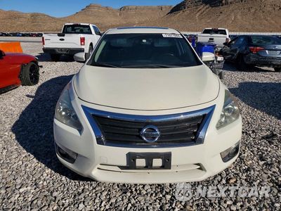 Piąte zdjęcie samochodu w środku: 2015 NISSAN ALTIMA 2.5 SV VIN:1N4AL3APXFC429605 - miniatura