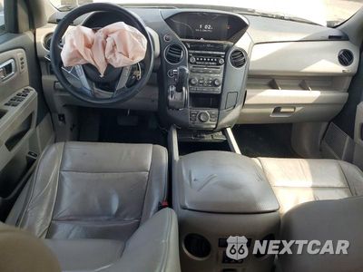 Zdjęcie 8 z 13 samochodu: 2015 HONDA PILOT TOURING VIN:5FNYF4H91FB004161 - miniatura