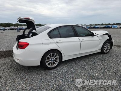 Trzecie zdjęcie samochodu z tyłu: 2018 BMW 320 I VIN:WBA8E1G54JNU91461 - miniatura