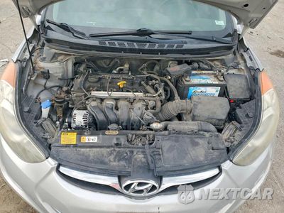 Zdjęcie 11 z 12 samochodu: 2013 HYUNDAI ELANTRA GLS VIN:5NPDH4AE7DH451608 - miniatura