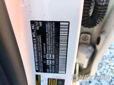 Zdjęcie 12 z 12 samochodu: 2018 MERCEDES-BENZ C 300 4MATIC VIN:55SWF4KB5JU252147 - miniatura