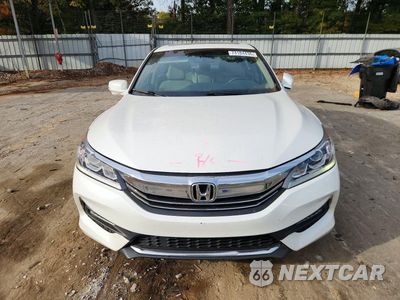 Piąte zdjęcie samochodu w środku: 2017 HONDA ACCORD EXL VIN:1HGCR2F86HA192463 - miniatura