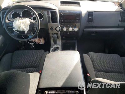 Zdjęcie 8 z 12 samochodu: 2011 TOYOTA TUNDRA DOUBLE CAB SR5 VIN:5TFUY5F14BX163669 - miniatura