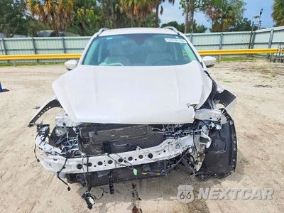Piąte zdjęcie samochodu w środku: 2017 FORD ESCAPE TITANIUM VIN:1FMCU0JD8HUB7423X - miniatura
