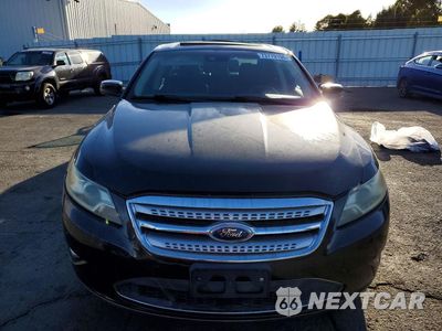 Piąte zdjęcie samochodu w środku: 2010 FORD TAURUS SHO VIN:1FAHP2KT9AG149863 - miniatura