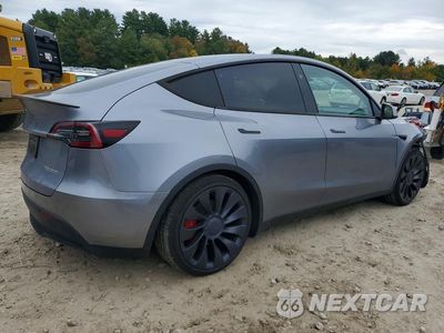 Trzecie zdjęcie samochodu z tyłu: 2024 TESLA MODEL Y VIN:7SAYGDEFXRA323005 - miniatura