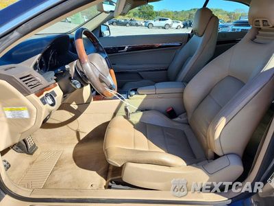 Zdjęcie 7 z 12 samochodu: 2013 MERCEDES-BENZ E 350 VIN:WDDKK5KF4DF206075 - miniatura