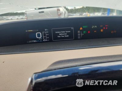 Zdjęcie 9 z 13 samochodu: 2016 TOYOTA PRIUS FOUR VIN:JTDKARFUXG3000147 - miniatura
