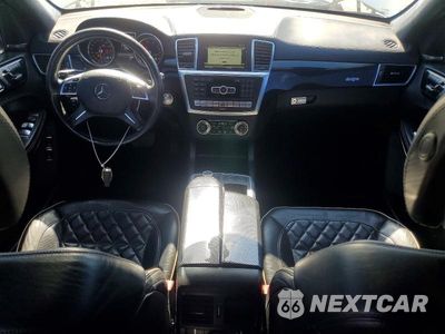 Zdjęcie 8 z 13 samochodu: 2015 MERCEDES-BENZ GL 550 4MATIC VIN:4JGDF7DE0FA577107 - miniatura