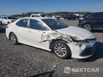 Czwarte zdjęcie samochodu z boku: 2022 TOYOTA CAMRY LE VIN:4T1R11AK9NU662407 - miniatura