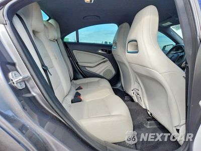 Zdjęcie 10 z 13 samochodu: 2014 MERCEDES-BENZ CLA 250 4MATIC VIN:WDDSJ4GB1EN123875 - miniatura