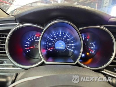 Zdjęcie 9 z 12 samochodu: 2014 KIA OPTIMA EX VIN:5XXGN4A75EG339877 - miniatura