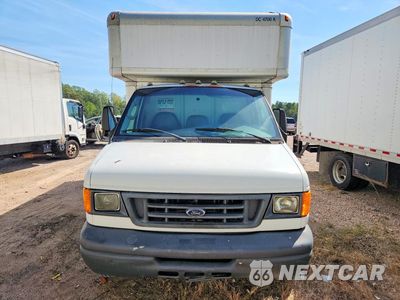 Piąte zdjęcie samochodu w środku: 2007 FORD ECONOLINE E450 SUPER DUTY CUTAWAY VAN VIN:1FDXE45S07DB18324 - miniatura