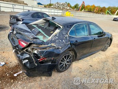 Trzecie zdjęcie samochodu z tyłu: 2021 TOYOTA CAMRY SE VIN:4T1G11AK3MU405653 - miniatura