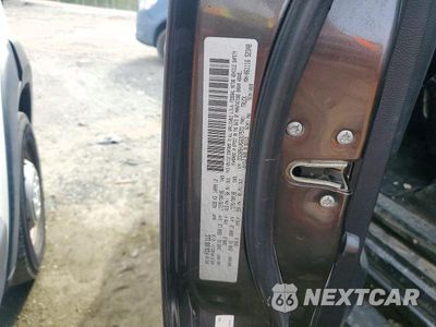Zdjęcie 12 z 12 samochodu: 2016 RAM 2500 ST VIN:3C6UR5HJXGG317573 - miniatura