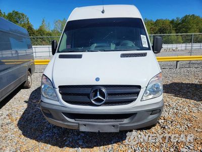 Piąte zdjęcie samochodu w środku: 2013 MERCEDES-BENZ SPRINTER 2500 DELIVERY VAN VIN:WD3PE8CC0D5796806 - miniatura