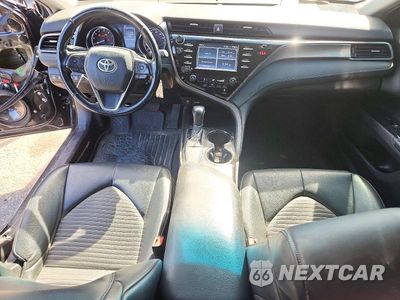 Zdjęcie 8 z 13 samochodu: 2019 TOYOTA CAMRY SE VIN:4T1B11HK1KU790160 - miniatura