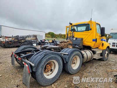 Trzecie zdjęcie samochodu z tyłu: 2022 INTERNATIONAL LT625 SEMI TRUCK VIN:3HSDZTZR2NN203388 - miniatura