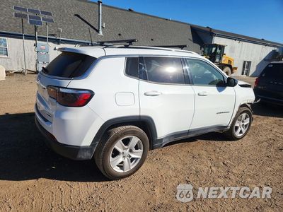 Trzecie zdjęcie samochodu z tyłu: 2022 JEEP COMPASS LATITUDE VIN:3C4NJDBB8NT178113 - miniatura