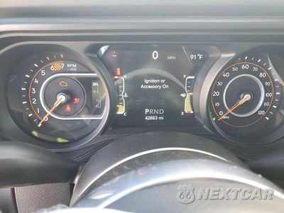 Zdjęcie 9 z 12 samochodu: 2025 JEEP WRANGLER SAHARA VIN:1C4PJXEN3SW589621 - miniatura