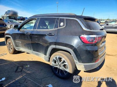 Drugie zdjęcie samochodu z przodu: 2022 JEEP COMPASS LIMITED VIN:3C4NJDCB3NT108517 - miniatura