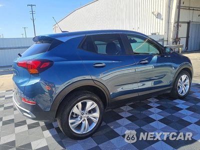 Trzecie zdjęcie samochodu z tyłu: 2026 BUICK ENCORE GX PREFERRED VIN:KL4AMBSL9TB193408 - miniatura
