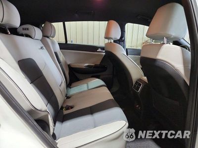 Zdjęcie 11 z 13 samochodu: 2018 KIA SPORTAGE EX VIN:KNDPNCAC6J7442946 - miniatura