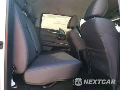 Zdjęcie 10 z 13 samochodu: 2023 TOYOTA TACOMA SR5 V6 VIN:3TMAZ5CN6PM216313 - miniatura