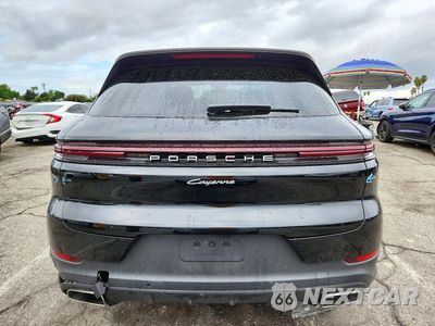Zdjęcie 6 z 13 samochodu: 2024 PORSCHE CAYENNE VIN:WP1AA2AY0RDA12350 - miniatura
