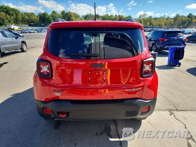 Zdjęcie 6 z 13 samochodu: 2016 JEEP RENEGADE TRAILHAWK VIN:ZACCJBCT5GPC60264 - miniatura