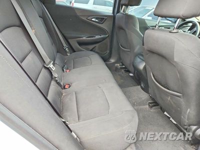 Zdjęcie 10 z 13 samochodu: 2019 CHEVROLET MALIBU LS VIN:1G1ZC5ST1KF207542 - miniatura