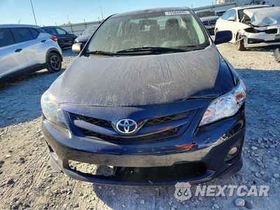 Piąte zdjęcie samochodu w środku: 2013 TOYOTA COROLLA S VIN:2T1BU4EE4DC930004 - miniatura
