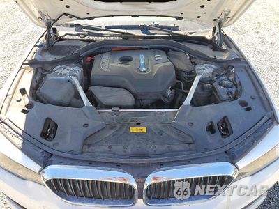 Zdjęcie 11 z 12 samochodu: 2018 BMW 530E VIN:WBAJA9C58JB252403 - miniatura