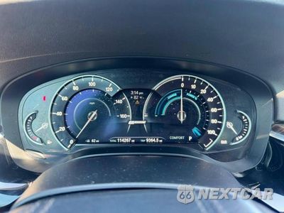 Zdjęcie 8 z 10 samochodu: 2018 BMW 530XE VIN:WBAJB1C56JB084145 - miniatura