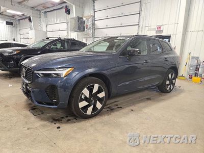 2025 VOLVO XC60 PLUS YV4H60RC5S1048134 - główne zdjęcie licytacji z USA - miniatura