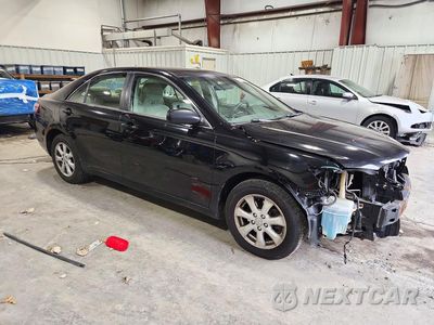 Czwarte zdjęcie samochodu z boku: 2011 TOYOTA CAMRY LE VIN:4T4BF3EK2BR117692 - miniatura