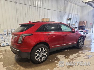 Trzecie zdjęcie samochodu z tyłu: 2021 CADILLAC XT5 SPORT VIN:1GYKNGRS8MZ155253 - miniatura