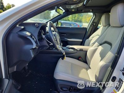 Zdjęcie 7 z 12 samochodu: 2019 LEXUS UX 200 VIN:JTHY3JBH5K2001430 - miniatura